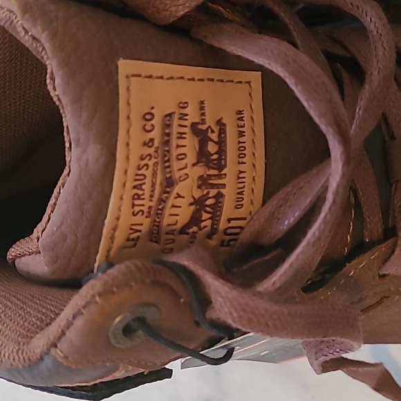 Levi Strauss  and Co - Picture 4 of 8